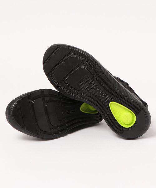 ECCO（エコー）の「ECCO ST.1 LITE W Sneaker（スニーカー・レディース・ブラック・39/38/37/35/36）」の3枚目の写真