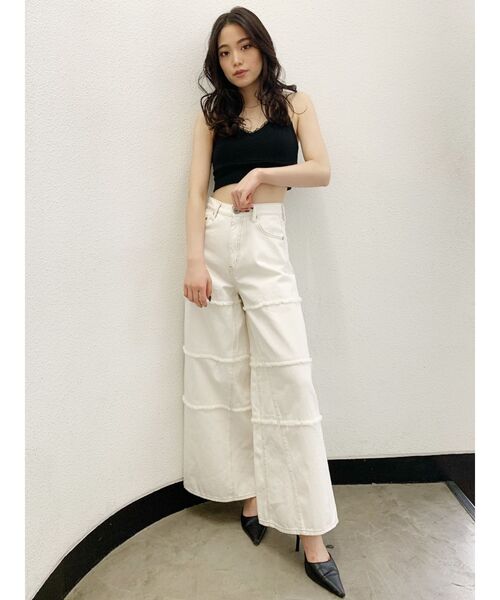 GYDA（ジェイダ）の「フリンジワイドデニムパンツ（デニムパンツ・レディース・オフホワイト/ブルー・SMALL/MEDIUM）」の3枚目の写真