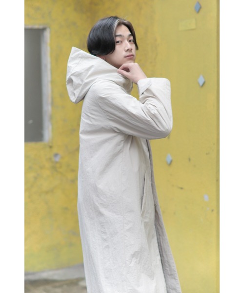 CREARE -LINO-（クレアーレリノ）の「オーバーサイズ フード付きロングコート（モッズコート・メンズ・ブラック/オフホワイト/カーキ・M/L）」の8枚目の写真