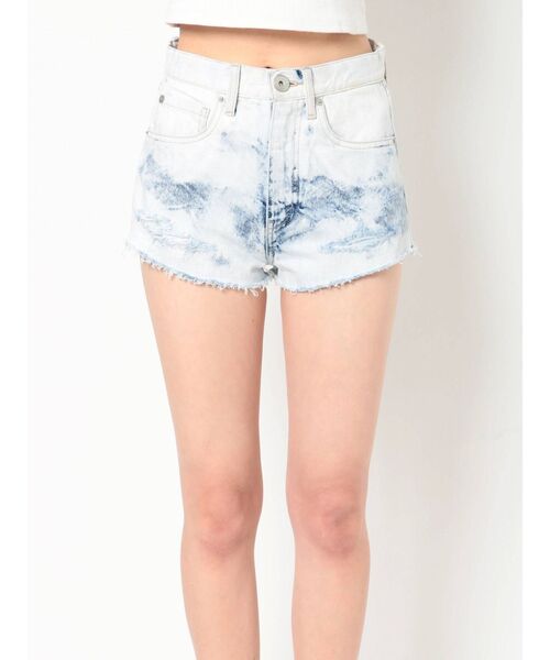 GYDA（ジェイダ）の「J/W Tiedyeデニムショーパン（デニムパンツ・レディース・アイボリー/ライトブルー・SMALL/MEDIUM）」の11枚目の写真