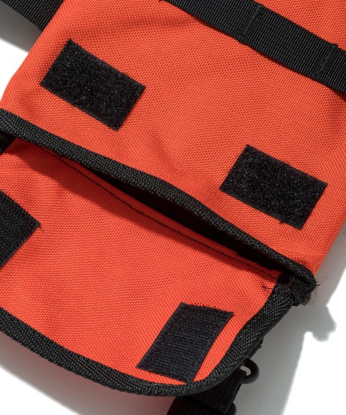 Battenwear（バテンウエア）の「【Battenwear/バテンウェア】米国製ショルダーポーチ/TRAVEL POUCH V2（ショルダーバッグ・メンズ・ブラック/ベージュ/パープル/オレンジ/ウッドランド・ONE SIZE）」の20枚目の写真