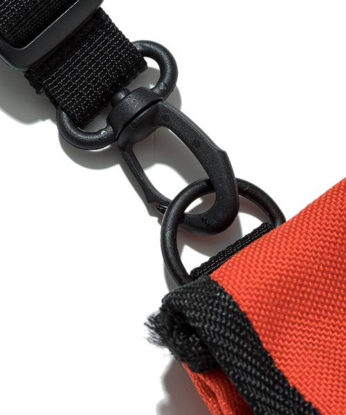 Battenwear（バテンウエア）の「【Battenwear/バテンウェア】米国製ショルダーポーチ/TRAVEL POUCH V2（ショルダーバッグ・メンズ・ブラック/ベージュ/パープル/オレンジ/ウッドランド・ONE SIZE）」の21枚目の写真