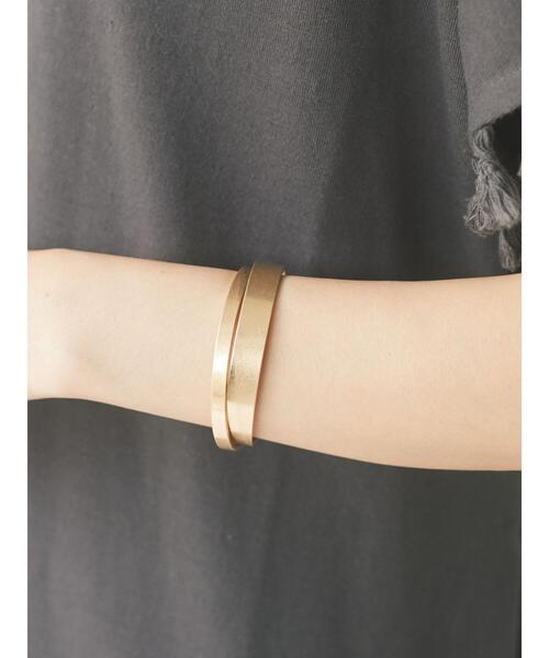 CRAFT STANDARD BOUTIQUE(クラフトスタンダードブティック)の「シンプルメタル2連バングル *(ブレスレット・レディース・シルバー/ゴールド・FREE)」の7枚目の写真