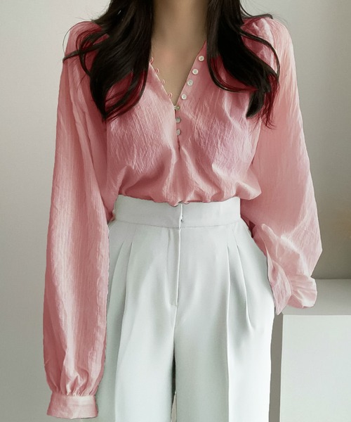 Girly Doll(ガーリードール)の「ボタンデザインエアリーブラウス(シャツ/ブラウス・レディース・ホワイト/ブラック/ブルー/グレー/ピンク・FREE)」の18枚目の写真