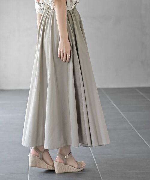 rps（アールピーエス）の「コットンマキシフレアースカート（スカート・レディース・ブラック/パープル/ブラウン/グリーン/ブルー/ネイビー/イエロー系その他/ライトカーキ/チャコールグレー/ピンク系その他/ダークブラウン/ラベンダー/イエロー/ライトグレー/マスタード/カーキ・M/フリー）」の21枚目の写真