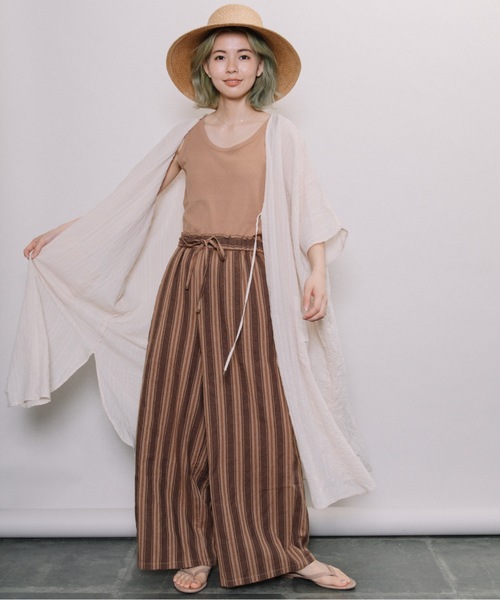 refinedworks（リファインドワークス）の「ドビー前開きカフタンOP（カーディガン/ボレロ・レディース・チャコールグレー/ベージュ・FREE）」の2枚目の写真