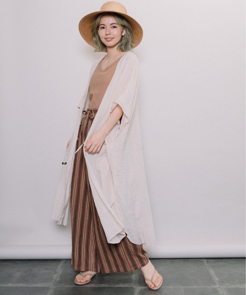 refinedworks（リファインドワークス）の「ドビー前開きカフタンOP（カーディガン/ボレロ・レディース・チャコールグレー/ベージュ・FREE）」の4枚目の写真