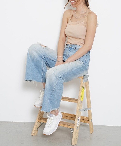 TheOpen Product（ザオープンプロダクト）の「THE OPEN PRODUCT ASYMMETRIC KNIT SLEEVELESS 2 GTO212KT001（ニット/セーター・レディース・ベージュ・1）」の2枚目の写真