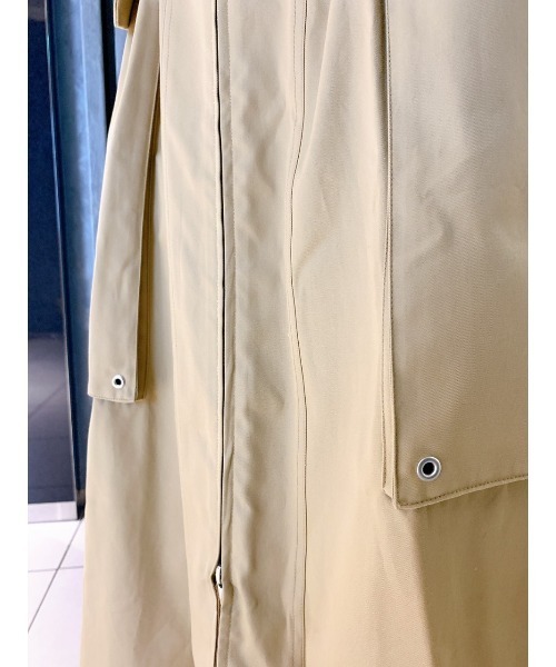 EARIH（アーリ）の「EARIH(アーリ)別注ポケットベルトコート（その他アウター・レディース・ベージュ/カーキ・36/38）」の8枚目の写真