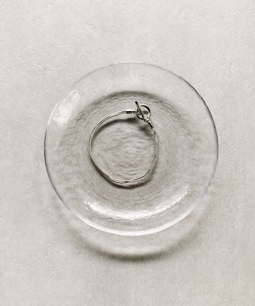 iso（イソ）の「レイヤードスネークチェーンブレスレット（ブレスレット・レディース・シルバー/ゴールド・FREE）」の2枚目の写真