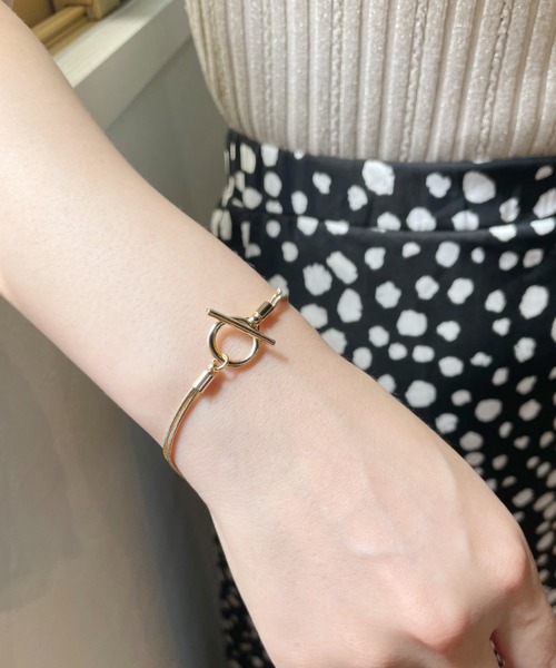 iso（イソ）の「レイヤードスネークチェーンブレスレット（ブレスレット・レディース・シルバー/ゴールド・FREE）」の5枚目の写真