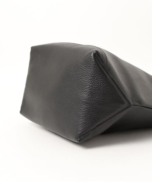 IENA（イエナ）の「【YOUNG&OLSEN/ヤングアンドオルセン】EMBOSSED LEATHER HAVERSACK◆（トートバッグ・レディース・グレー/ブラック・FREE）」の18枚目の写真