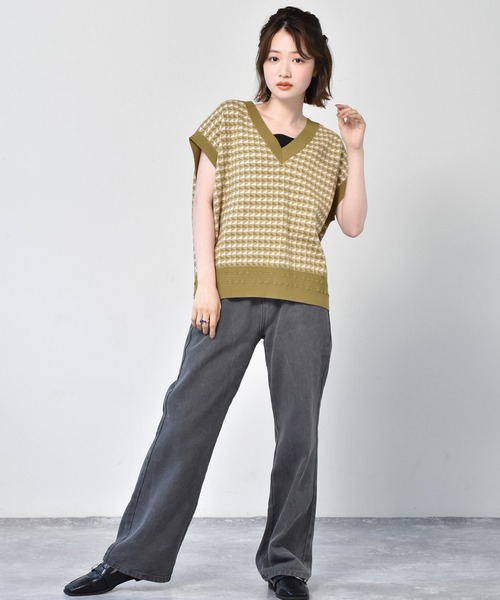 RETRO GIRL（レトロガール）の「柄ジャガードニットベスト（ベスト・レディース・ブラック/オレンジ/グリーン・FREE）」の10枚目の写真