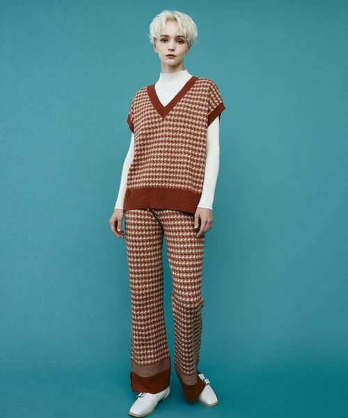 RETRO GIRL（レトロガール）の「柄ジャガードニットベスト（ベスト・レディース・ブラック/オレンジ/グリーン・FREE）」の16枚目の写真