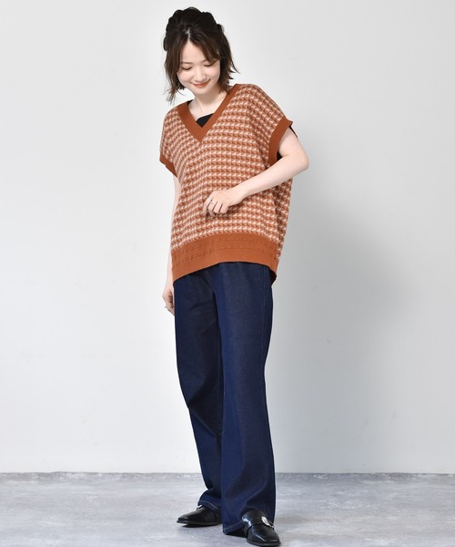 RETRO GIRL（レトロガール）の「柄ジャガードニットベスト（ベスト・レディース・ブラック/オレンジ/グリーン・FREE）」の14枚目の写真