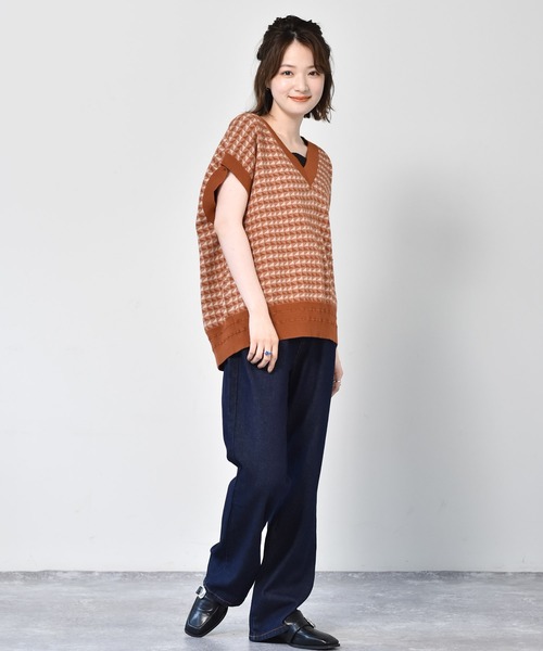 RETRO GIRL（レトロガール）の「柄ジャガードニットベスト（ベスト・レディース・ブラック/オレンジ/グリーン・FREE）」の8枚目の写真