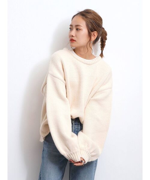 Ungrid（アングリッド）の「【Ungrid×kurumi.m】スリーブボリュームルーズニット（ニット/セーター・レディース・アイボリー/モカ・FREE）」の14枚目の写真