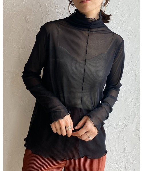 She's Closet(シーズクローゼット)の「前後2wayメロウフリルハイネック長袖シアートップス(Tシャツ/カットソー・レディース・ブラック/アイボリー/ブルーグレー/モカ/オフホワイト/オレンジ/マスタード/ブラウン/パープル/オレンジ系その他・FREE)」の16枚目の写真