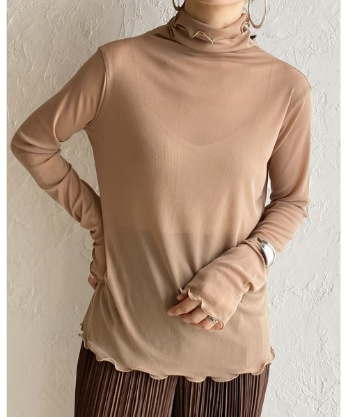 She's Closet(シーズクローゼット)の「前後2wayメロウフリルハイネック長袖シアートップス(Tシャツ/カットソー・レディース・ブラック/アイボリー/ブルーグレー/モカ/オフホワイト/オレンジ/マスタード/ブラウン/パープル/オレンジ系その他・FREE)」の17枚目の写真