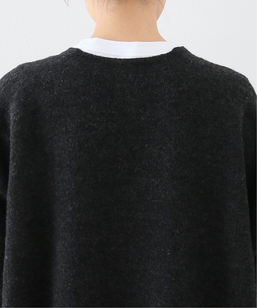 JOURNAL STANDARD LUXE（ジャーナルスタンダード　ラックス）の「メリノボイル Vネックカーディガン（カーディガン/ボレロ・レディース・チャコールグレー/ライトグレー/レッド/キャメル・FREE）」の9枚目の写真