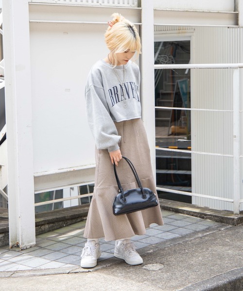 DuKKah（デュカ）の「Dukkah/ボリュームスリーブショートスウェット（スウェット・レディース・杢グレー/スミクロ/オートミール/ホワイト/グリーン/ブラック系その他・X-SMALL）」の16枚目の写真