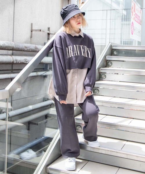 DuKKah（デュカ）の「Dukkah/ボリュームスリーブショートスウェット（スウェット・レディース・杢グレー/スミクロ/オートミール/ホワイト/グリーン/ブラック系その他・X-SMALL）」の7枚目の写真