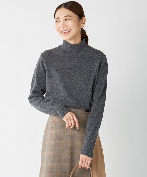J.PRESS Ladies(J.プレス レディス)の「【洗える】AIR WOOL ハイネック ニット(ニット/セーター・レディース・ダルブルー系/パープル系/ベージュ系/グレー系/ダークブラウン系/ブラック系・SMALL)」の1枚目の写真
