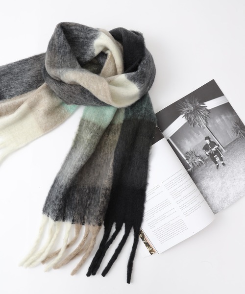 COLONY 2139（コロニートゥーワンスリーナイン）の「起毛ウールライクチェック柄マフラー（マフラー・レディース・グリーン/イエロー/パープル・FREE）」の7枚目の写真