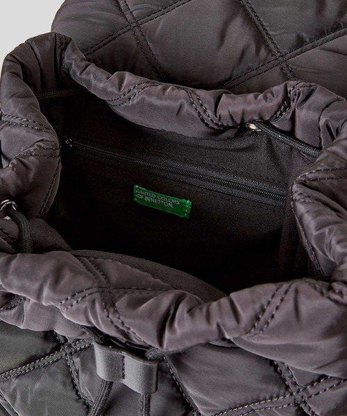 BENETTON (UNITED COLORS OF BENETTON)（ベネトンユナイテッドカラーズオブベネトン）の「キルティングミニリュックサック・ナップサック（バックパック/リュック・レディース・ブラック/ブルーグリーン・FREE）」の11枚目の写真