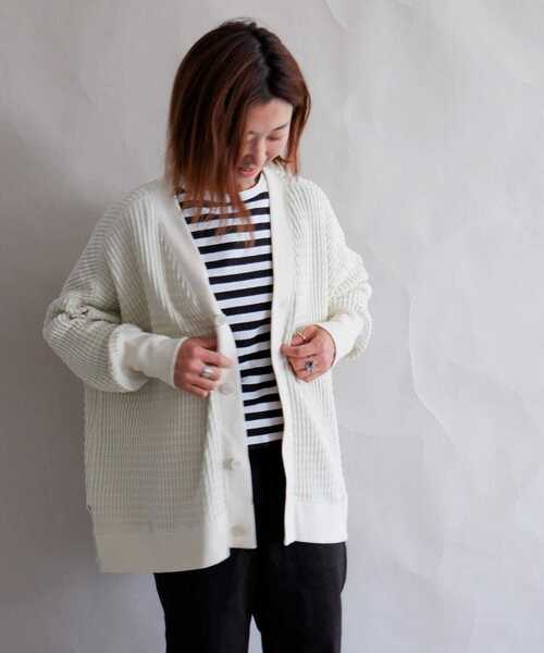 MANASTASH（マナスタッシュ）の「MANASTASH/マナスタッシュ　W's SNUGGLE SNUG THERMAL CARDIGAN　ウィメンズ　スナッグサーマルカーディガン（カーディガン/ボレロ・レディース・モカ/ナチュラル/ブラック・MEDIUM）」の4枚目の写真
