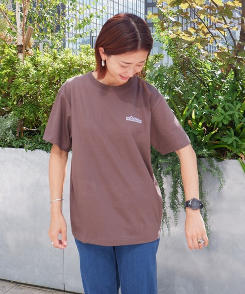 MANASTASH（マナスタッシュ）の「MANASTASH/マナスタッシュ W's BACK LOGO TEE ウィメンズ　バックロゴTシャツ（Tシャツ/カットソー・レディース・ホワイト/チャコールグレー/ラベンダー/スモークピンク・MEDIUM）」の5枚目の写真