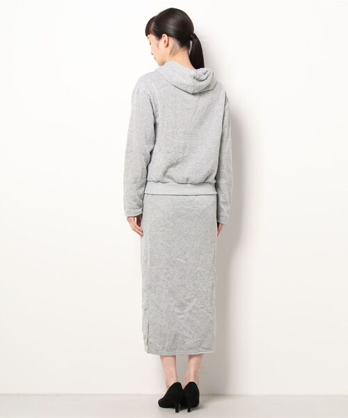 ECRIRE（エクリール）の「スウェットセットアップ（セットアップ・レディース・オレンジ/ライトグレー/ブラック/グレー・M）」の9枚目の写真