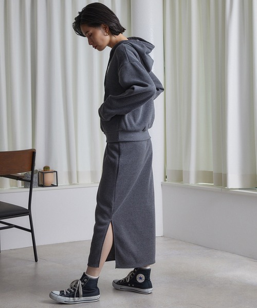 ECRIRE（エクリール）の「スウェットセットアップ（セットアップ・レディース・オレンジ/ライトグレー/ブラック/グレー・M）」の11枚目の写真