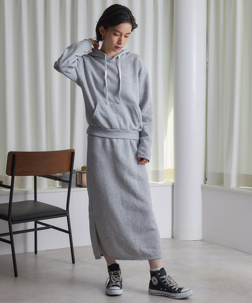 ECRIRE（エクリール）の「スウェットセットアップ（セットアップ・レディース・オレンジ/ライトグレー/ブラック/グレー・M）」の19枚目の写真