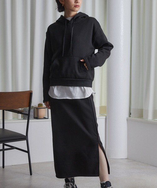 ECRIRE（エクリール）の「スウェットセットアップ（セットアップ・レディース・オレンジ/ライトグレー/ブラック/グレー・M）」の10枚目の写真