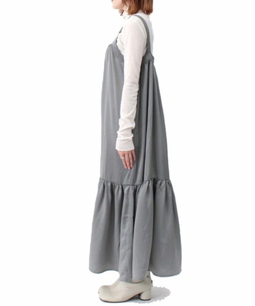 STYLEBLOCK（スタイルブロック）の「サテンギャザーキャミワンピース（ワンピース・レディース・ブラック/ブルー/ベージュ・M）」の7枚目の写真