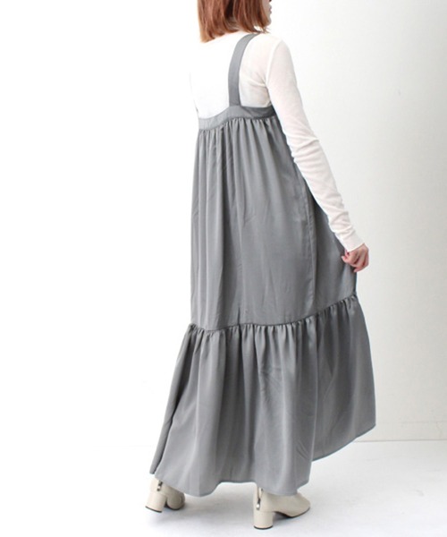 STYLEBLOCK（スタイルブロック）の「サテンギャザーキャミワンピース（ワンピース・レディース・ブラック/ブルー/ベージュ・M）」の8枚目の写真