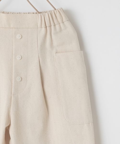 LOWRYS FARM(ローリーズファーム)の「コットンカラーマエボタンパンツ 262422(その他パンツ・キッズ・ブラック/イエロー/アイボリー・110cm/120cm/130cm/140cm/150cm)」の6枚目の写真