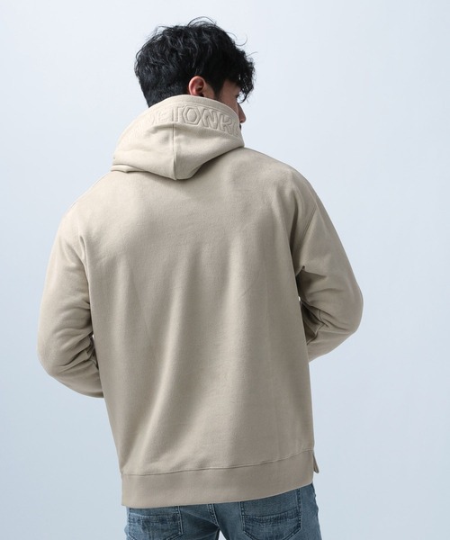 Minnetonka(ミネトンカ)の「【MINNETONKA(ミネトンカ)×BAYFLOW】フェイクレザーウラケパーカー(パーカー・メンズ・ベージュ/ブラウン/グリーン/オレンジ・SMALL/MEDIUM/LARGE)」の5枚目の写真