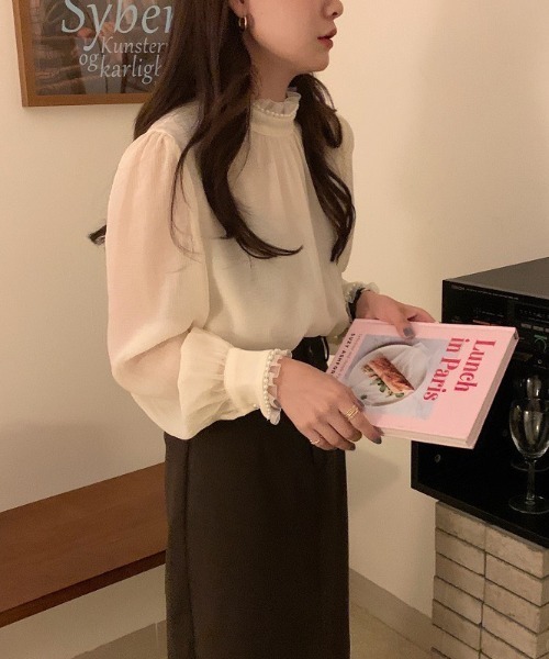 LAC-VERT（ラック・ヴェール）の「パール襟シースルーシフォンブラウス（シャツ/ブラウス・レディース・アイボリー・FREE）」の7枚目の写真