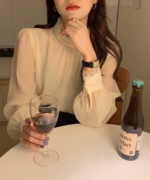 LAC-VERT（ラック・ヴェール）の「パール襟シースルーシフォンブラウス（シャツ/ブラウス・レディース・アイボリー・FREE）」の4枚目の写真