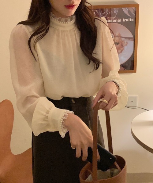 LAC-VERT（ラック・ヴェール）の「パール襟シースルーシフォンブラウス（シャツ/ブラウス・レディース・アイボリー・FREE）」の17枚目の写真