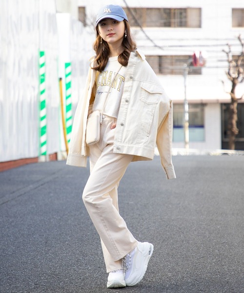 repipi armario(レピピ アルマリオ)の「カレッジロゴカットオフスウェット(スウェット・キッズ・ブラック系その他/グリーン系その他/ピンク系その他/ホワイト系その他・LARGE/MEDIUM/SMALL)」の5枚目の写真