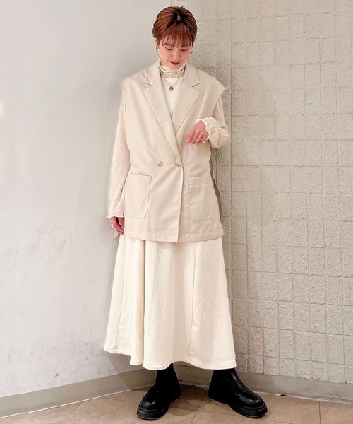 w closet(ダブルクローゼット)の「【SETUP対応】サイドベルトW前テーラードジレ(ベスト・レディース・ベージュ系その他/ライトベージュ/ダークベージュ・FREE)」の6枚目の写真