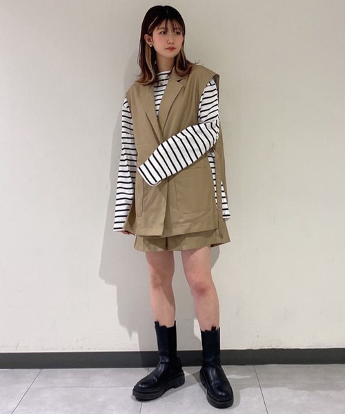 w closet(ダブルクローゼット)の「【SETUP対応】サイドベルトW前テーラードジレ(ベスト・レディース・ベージュ系その他/ライトベージュ/ダークベージュ・FREE)」の5枚目の写真