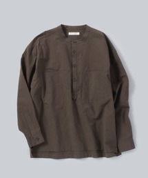 WHITE MAILS（ホワイトメイルズ）の「COTTON PAPER WASHED POPLIN BAND COLLAR PULLOVER SHIRT / コットンペーパーワッシャーポプリンバンドカラープルオーバーシャツ（シャツ/ブラウス）」