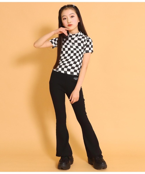 ANAP GiRL(アナップガール)の「リング付ミニネックトップスTシャツ(Tシャツ/カットソー・キッズ・ホワイト/ラベンダー/ブラック×ホワイト/ブラック/グリーン・M/XS/S)」の19枚目の写真