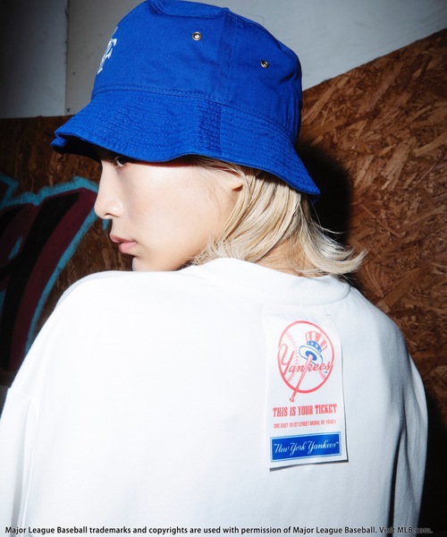 BACK TO THE FIELD（バック トゥー ザ フィールド）の「【MLB】オーバーサイズバックタグTシャツ（Tシャツ/カットソー・レディース・ホワイト/ブラック/グリーン・FREE）」の13枚目の写真