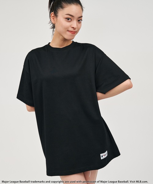 BACK TO THE FIELD（バック トゥー ザ フィールド）の「【MLB】オーバーサイズバックタグTシャツ（Tシャツ/カットソー・レディース・ホワイト/ブラック/グリーン・FREE）」の7枚目の写真