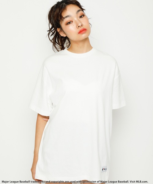 BACK TO THE FIELD（バック トゥー ザ フィールド）の「【MLB】オーバーサイズバックタグTシャツ（Tシャツ/カットソー・レディース・ホワイト/ブラック/グリーン・FREE）」の19枚目の写真